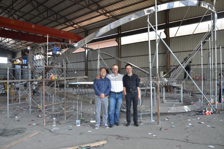 Fabricated-Atrium-Sculpture-at-Beijing-factory-foundry