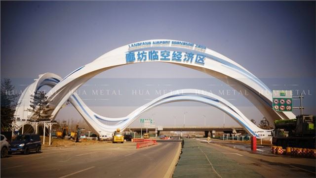 Sculptură de poartă din oțel inoxidabil